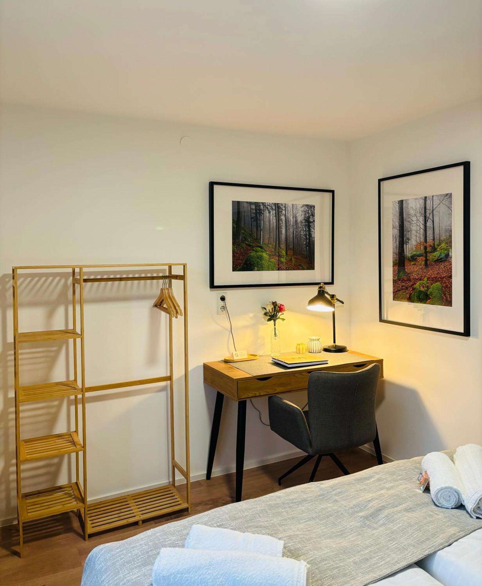 Appartamento Jacuzzi Terrasse 55' Tv Kueche Regendusche Bad Bellingen Esterno foto